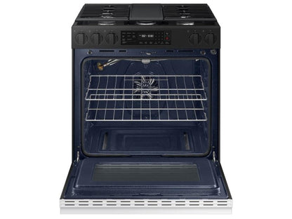 SAMSUNG Bespoke 6.0 cu. ft. Smart Slide-In Gas Range with Air Fry & Precision Knobs in White Glass - NSG6DB830012-KT
