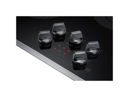 SAMSUNG 30" Smart Electric Cooktop in Stainless Steel - NZ30K6330RS-KT