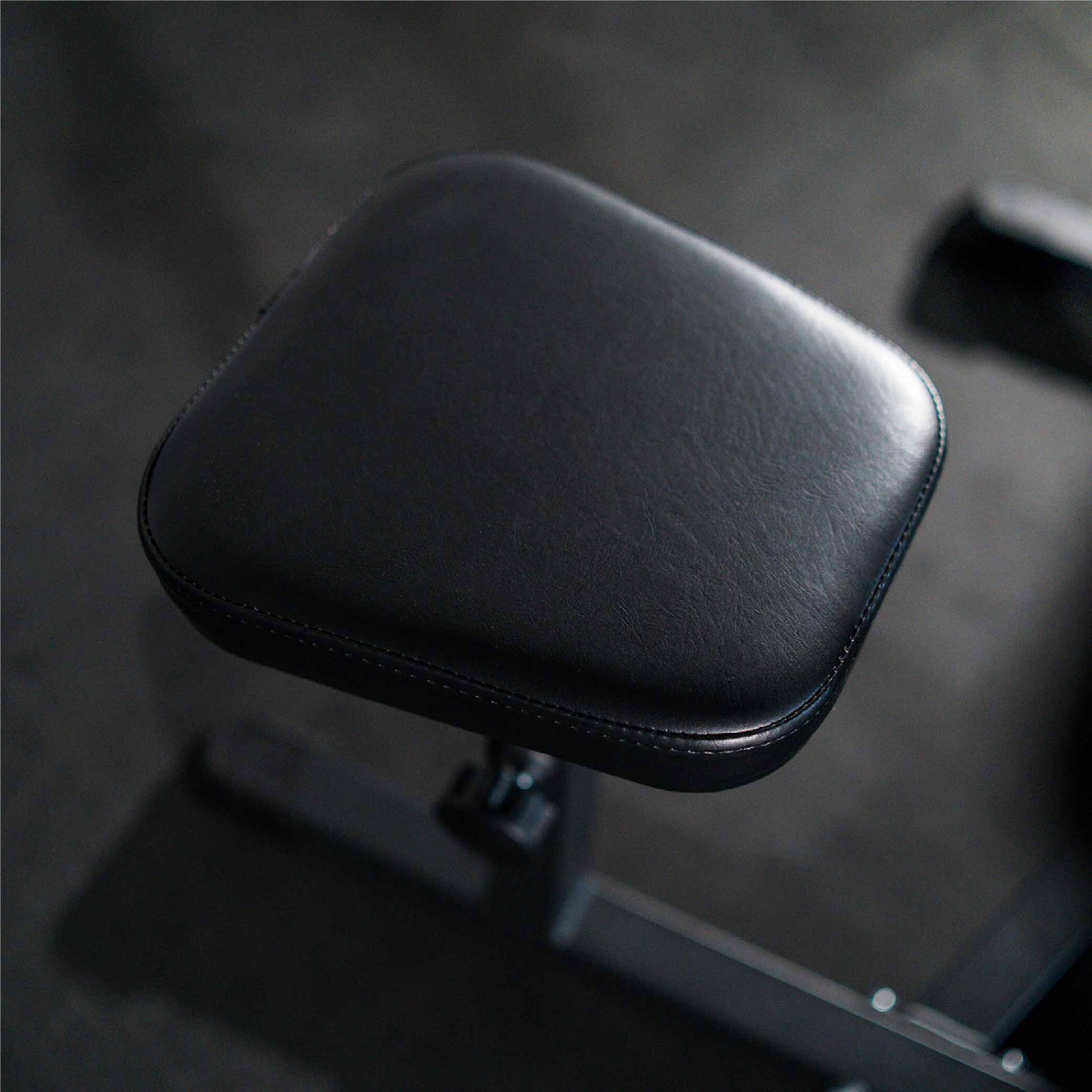 Titan fitness Bicep Tricep Curl Machine - 400789