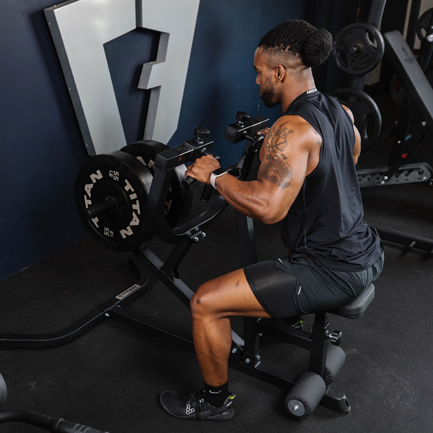 Titan fitness Plate-Loaded Seated Row Machine - 400790