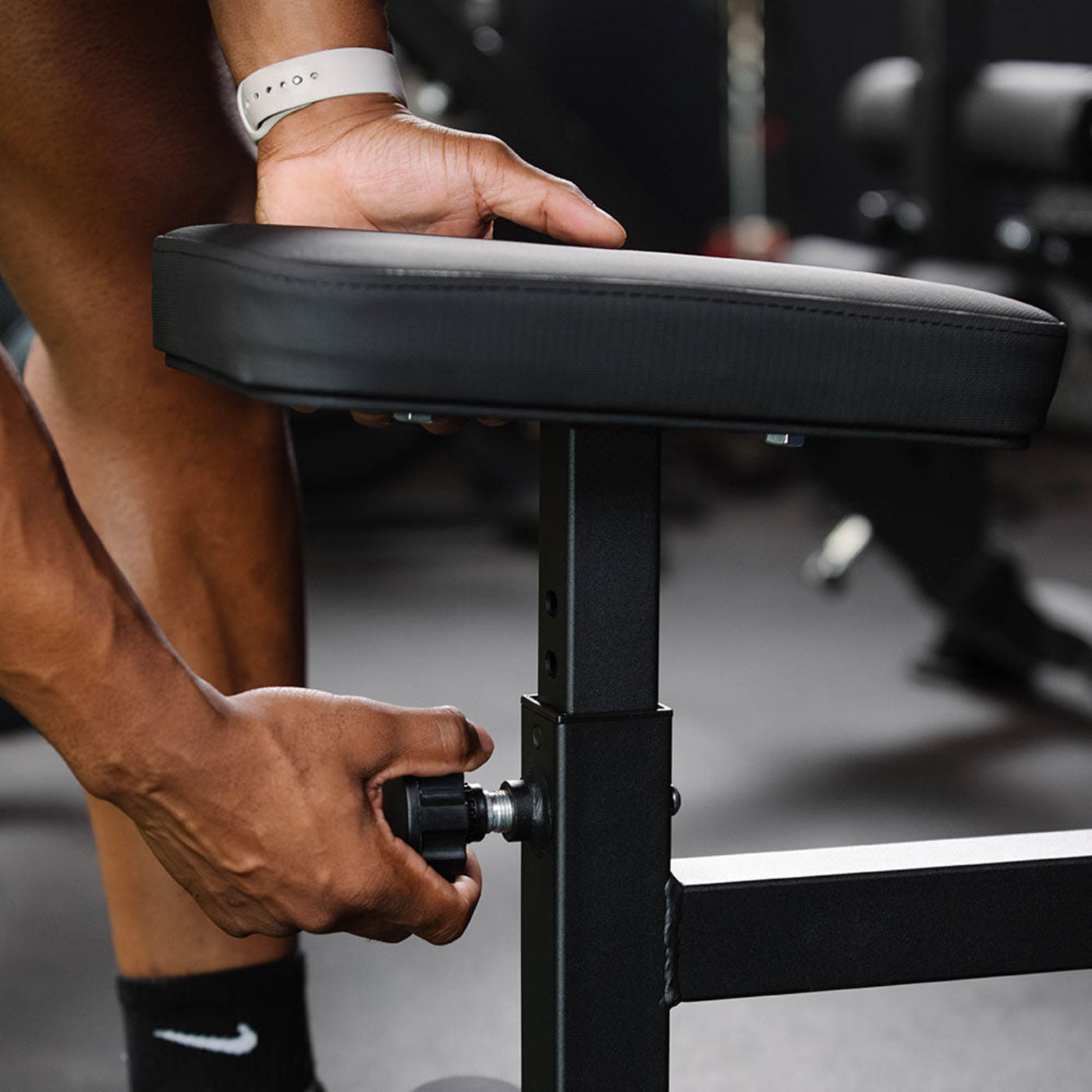 Titan fitness Plate-Loaded Seated Row Machine - 400790