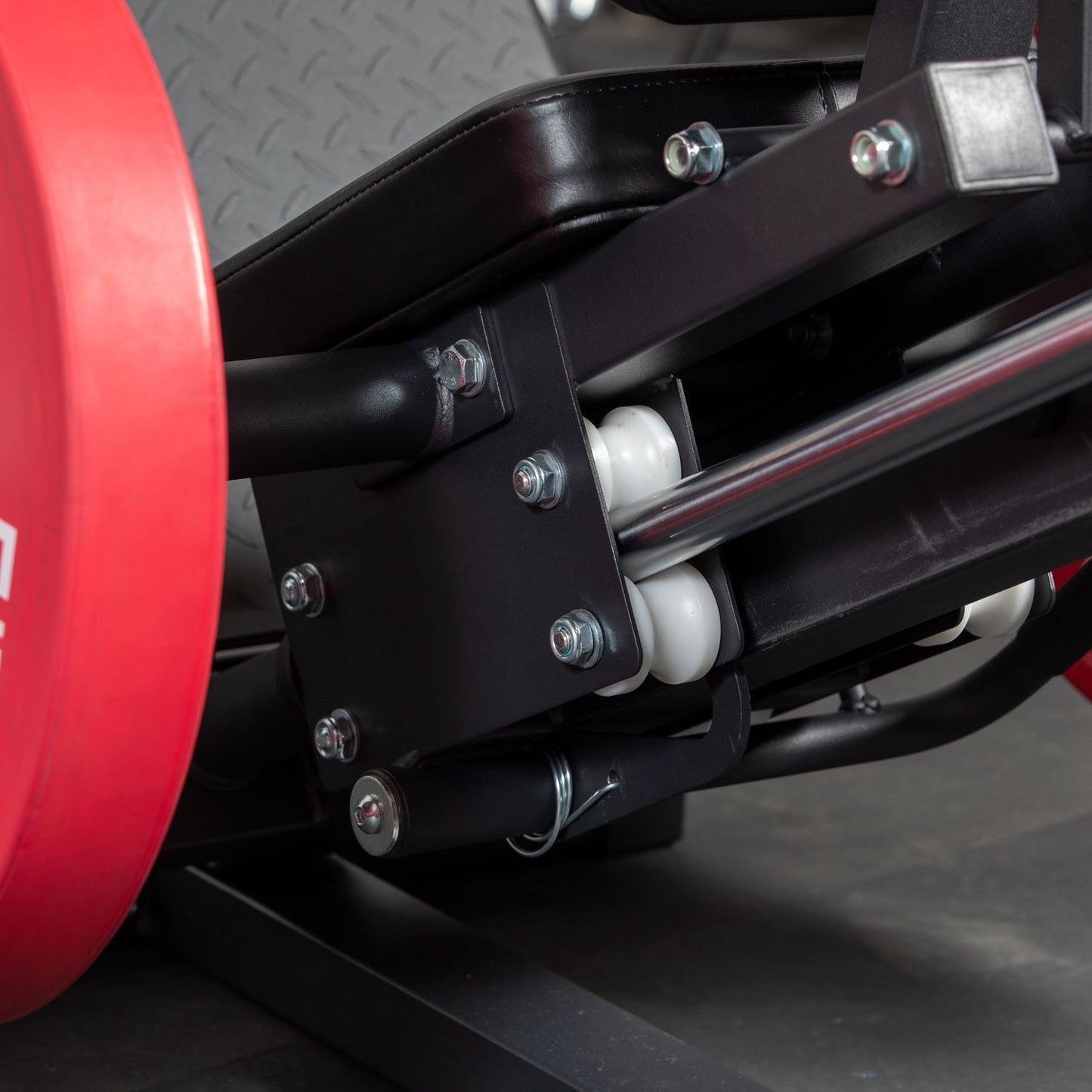 Titan fitness Plate-Loaded Linear Hack Squat Machine - 401231