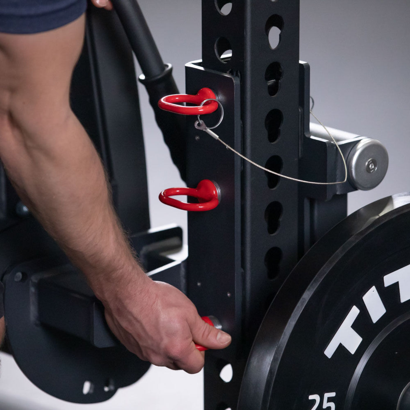 Titan fitness TITAN Series Rack Mounted Leg Curl and Extension - 401423