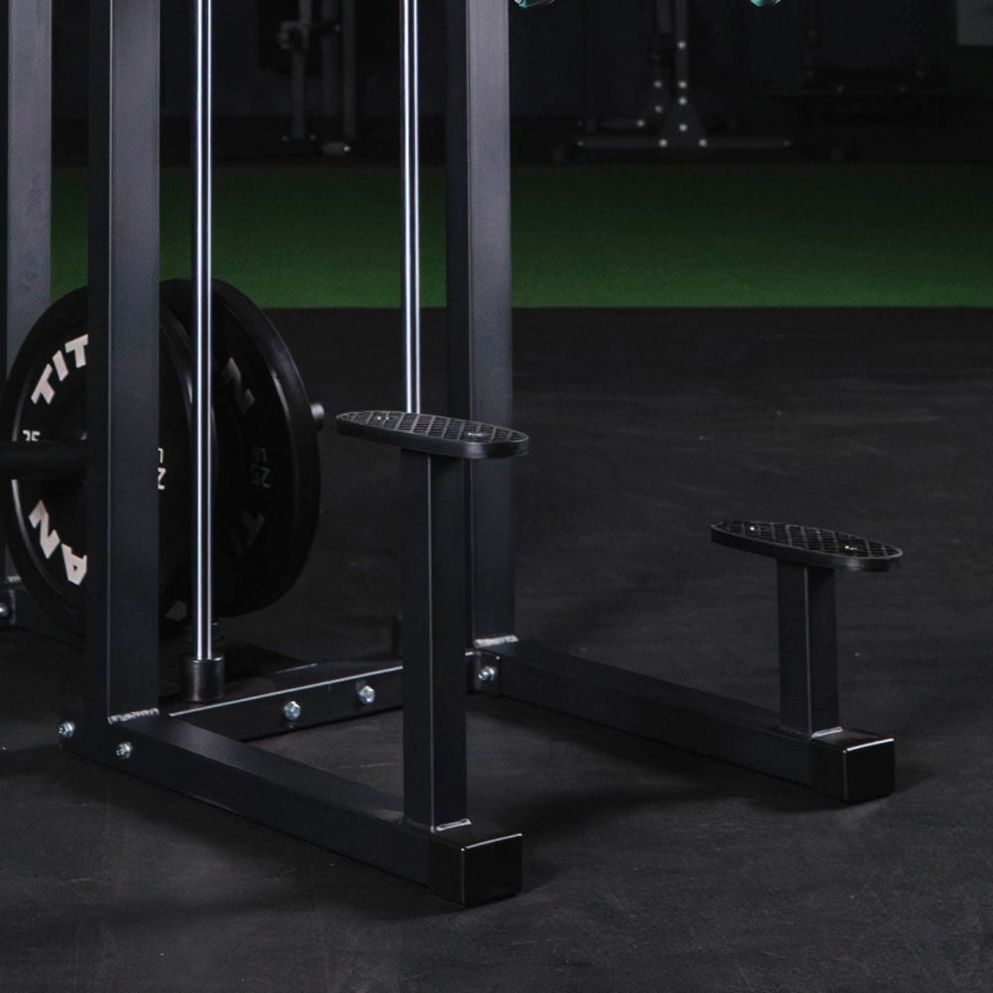 Titan fitness Plate-Loaded Assisted Pull-Up and Dip Machine - 401482