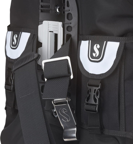 ScubaPro Bella 2023 Womens BCD w/ Air2 Inflator - BCD404 01-XS