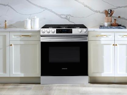 SAMSUNG 6.0 cu ft. Smart Slide-in Gas Range in Stainless Steel - NX60T8111SS-KT