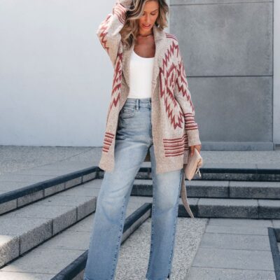 Lavender Thorne Holy Grounds Coffee Sugar Scrub
				
					Taupe Aztec Belted Cardigan
				
					3/4 Sleeve Textured Natural Asymmetrical Sweater – FINAL SALE
				
					Green Fair Isle Pullover Sweater
				
					Green V Neck Slit T-Shirt – FINAL SALE